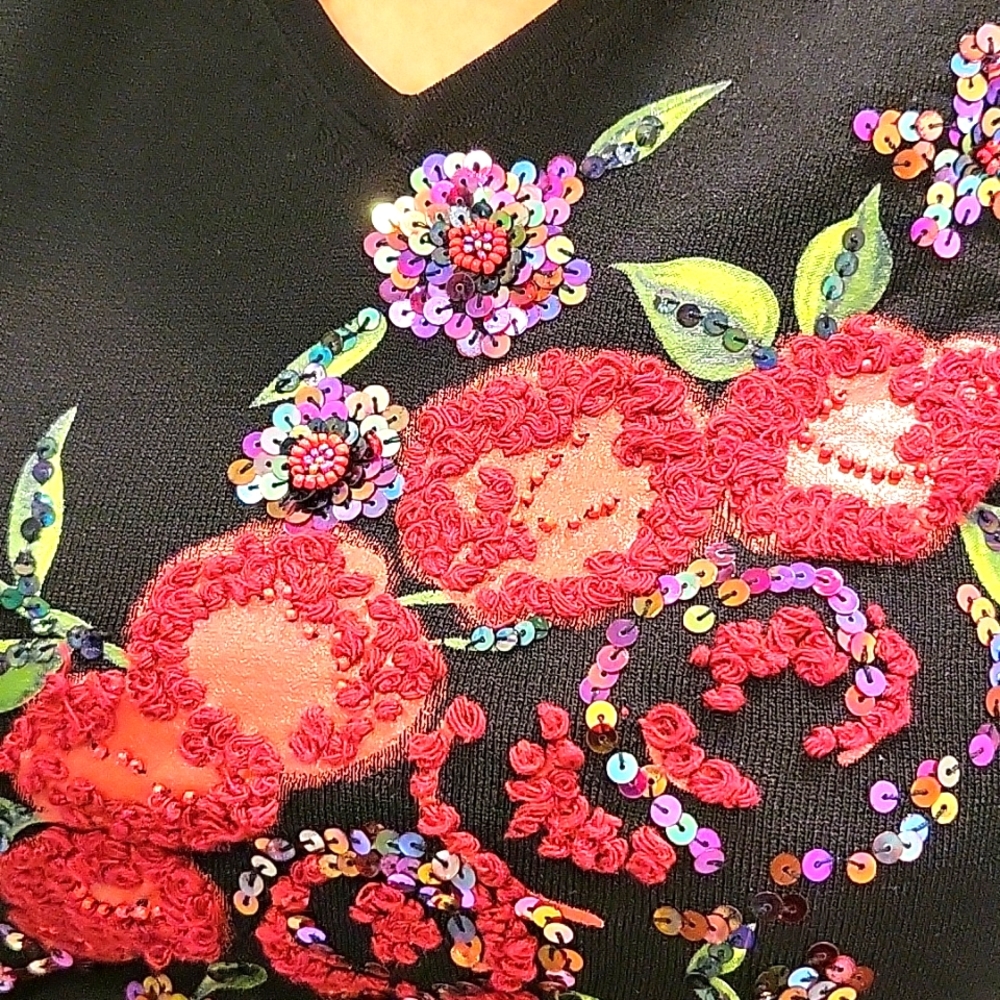 Black Sequined Embroidered Knit Top, Floral Garden Motif, *S/M - Picture 4 of 13